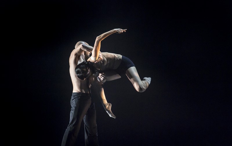Die Tanzkompanie in der Bühnenshow 2014-2015 (Foto Werner Kmetitsch)