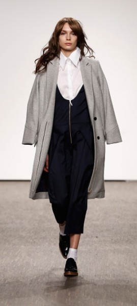 holyGhost Fashion Show auf der MBFW Berlin: Christina Vacirca kreierte für MAC Cosmetics den Make Up Look, Cyrill Zen entwickelte für La Biosthetique das Haar-Styling (Foto holyGhost)