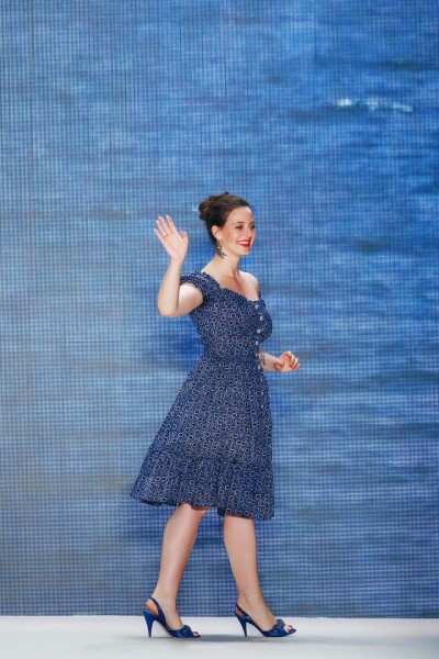 Die österreichische Designerin Lena Hoschek wurde wie gewohnt mit großem Applaus nach ihrer Show gefeiert (Photo by Peter Michael Dills/Getty Images)