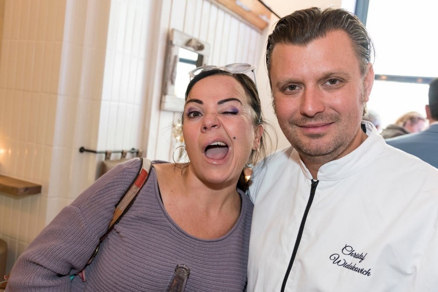 Christof Widakovich mit Comedian Marion Petric (Foto Werner Krug)