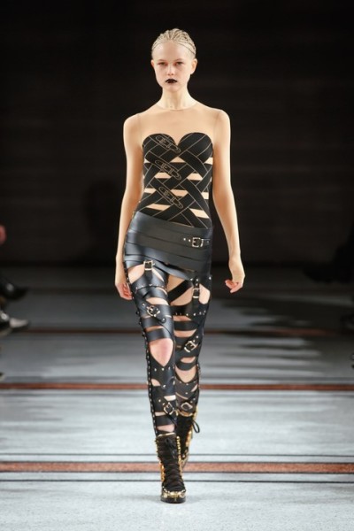 Die Kreationen von Marina Hoermanseder begeistern auch Stars wie Lady Gaga, Rihanna und auch Hollywood ist schon interessiert (Foto Stefan Kraul)