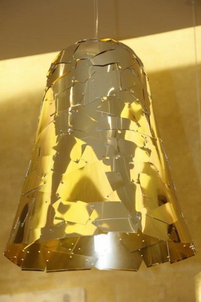 Bei Udo Gangl in der Grazer  Kaiserfeldgasse gibt es nur außergewöhnliche Designermöbel (Foto Manfred Lach)