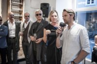 BrillenQuartier-Chef Christian Potisk begrüßt seine Gäste zur Gentlemans-Night (Foto Philipp Podesser)