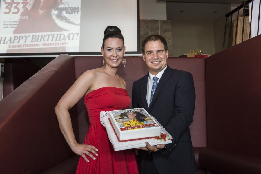 Auch LH-Stv. Michael Schickhofer gratulierte Geschäftsleiterin Nicole Niederl und ihrem Team zum Geburtstag der STEIRERIN (Foto Thomas Luef)