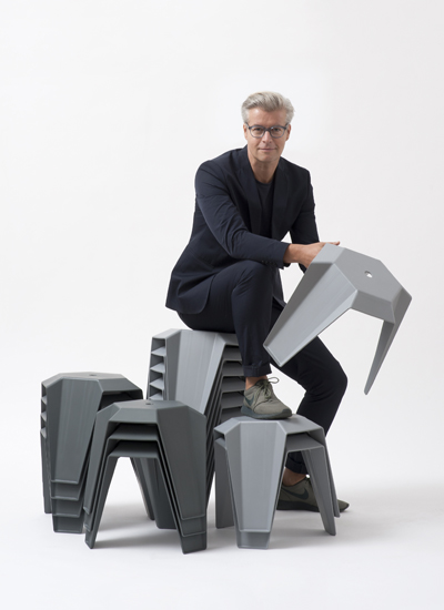 Thomas Feichtner ist ein international etablierter Produktdesigner. Er studierte Industrial Design an der Universität für künstlerische und industrielle Gestaltung in Linz und arbeitet in Wien (Foto Feichtner) 