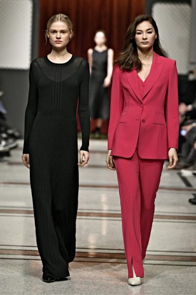 Auch in der Marc Cain AW Collection 2019 ist der Hosenanzug ein 'must have' (Foto Marc Cain)