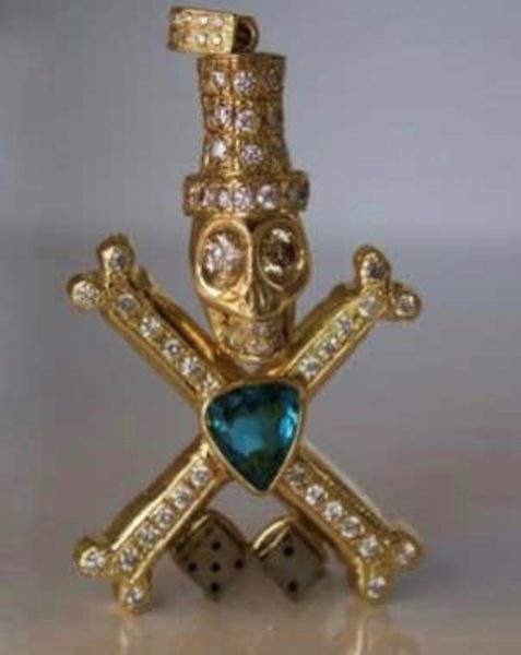 ARIDO creates fine art jewelry with the highest quality gems. (Photo ARIDO)