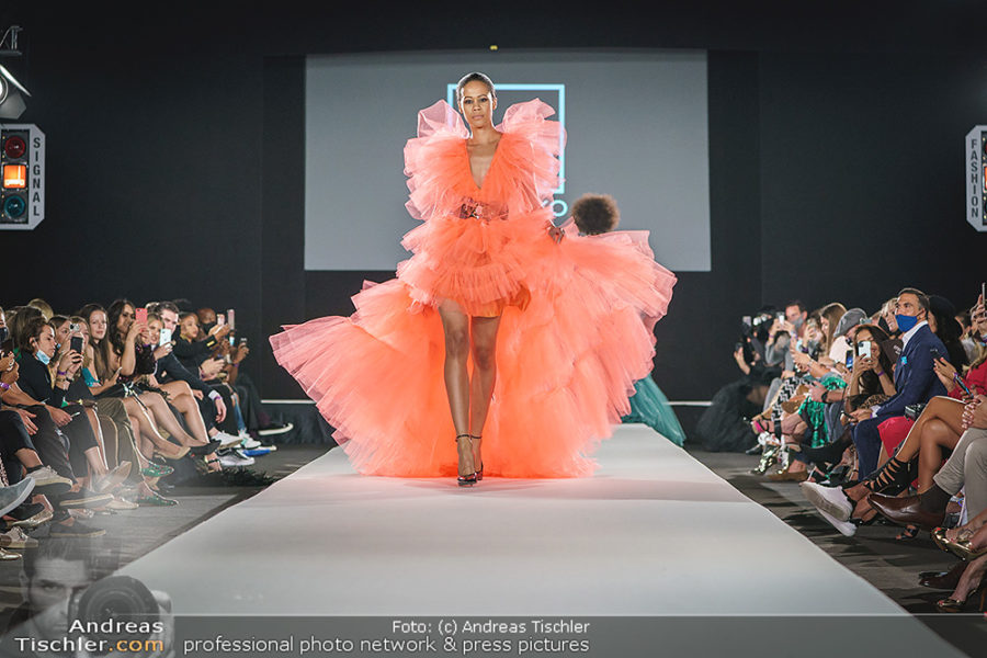 Modenschau von Designer NikoNiko im Rahmen der MQ Vienna Fashion Week. (Foto Andreas Tischler)