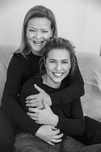 In TAKTIK von Marion Mitterhammer stand Michou Friesz erstmals gemeinsam mit ihrer Tochter Marie vor der Kamera. (Foto Inge Prader)