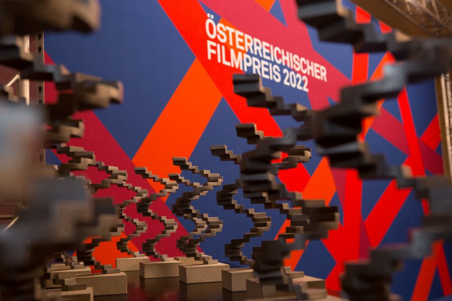 Filmpreis Gala 2022 - Die Preisskulptur von VALIE EXPORT. (Foto William Knaack)