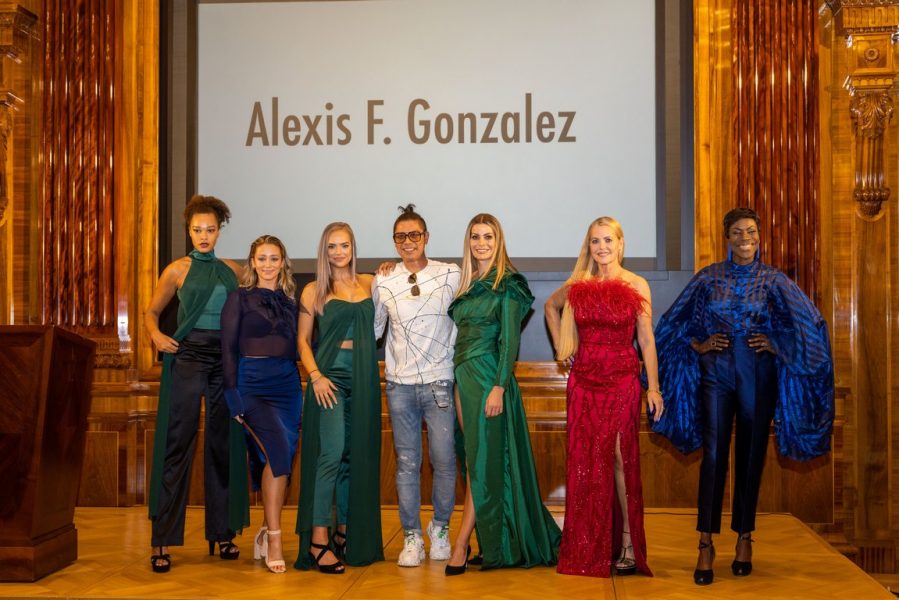 Der Shopping Guide Award in der Kategorie AUSTRO DESIGN NEWCOMER ging an Alexis F. Gonzalez, hier mit seinen Models. (Foto Martina Berger)