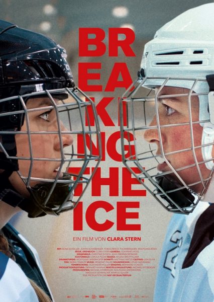 "BREAKING THE ICE" mit Judith Altenberger und Alina Schaller ab 25. November im Kino. (Foto Filmladen Filmverleih)