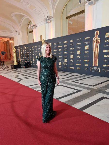 Natascha Groess elegant bei der ROMY Verleihung 2022. (Foto Hedi Grager)