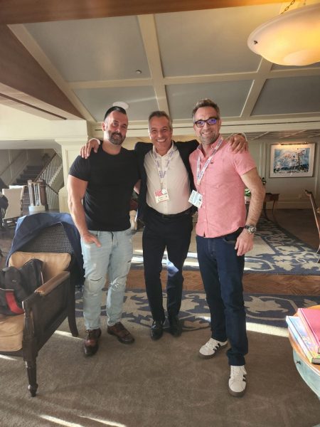 Während des AFM traf Joe Rabl mit seinem Anwalt Christian Collovà auch den Produzenten Kraig Wenman. (Foto privat)