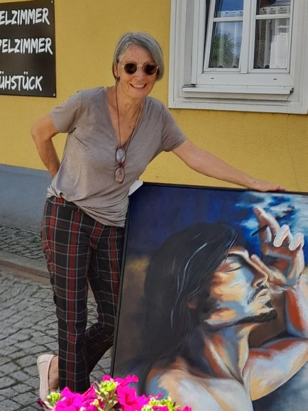 Als Präsidentin des Kulturvereins ART-ehrenhausen setzt sich Christine Rauch sich unermüdlich und kreativ für Kunst und Kultur ein. (Foto beigestellt)