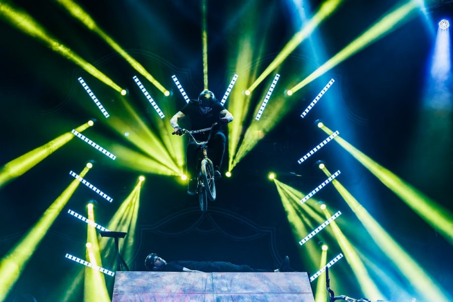 Circus Louis Knie: BMX Riders. (Foto Jolanda Hofmann)