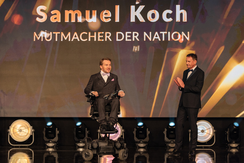 Standing Ovations erhielt Samuel Koch, der nach seinem tragischen Unfall in „Wetten, dass..?“ 2010 weiter als Schauspieler tätig ist. (Foto Max-Josef Kuchler / sonnenklar.TV)