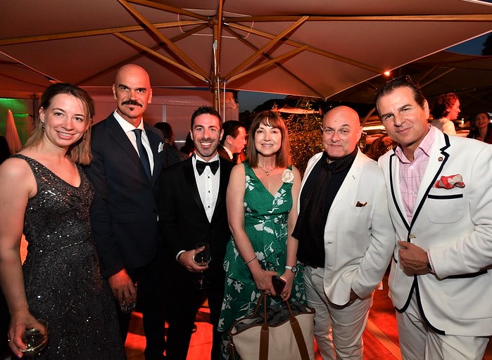 Nicole Goesseringer Muj realisierte zum fünften Mal ihr erfolgreiches French Riviera Filmfestival in Cannes. Mit dabei u.a. der preisgekrönte Schauspieler Vincent de Paul (re) sowie Eliza Daniek (li). (Foto privat)