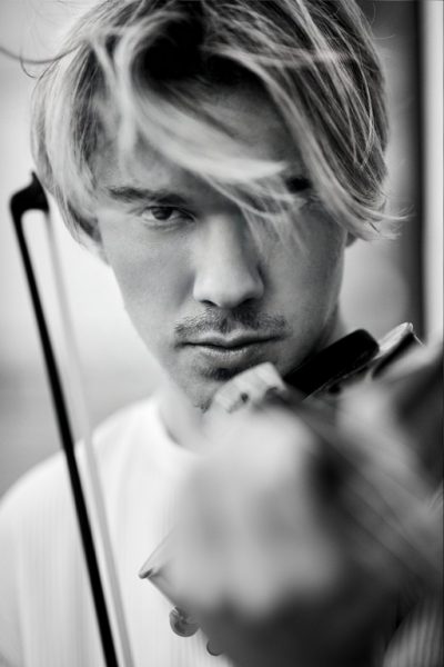 Im Alter von 5 Jahren bekam Yury Revich von seinem Vater eine kleine Geige zum Ausprobieren geschenkt und rasch stellte sich sein sehr gutes Gehör heraus. (Foto Mattia Baldi) 