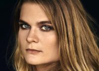 Die Schauspielerin Anna Schimrigk wird im Jahr 2024 in gleich drei Hauptrollen zu sehen sein. (Foto Lukas Lentes)