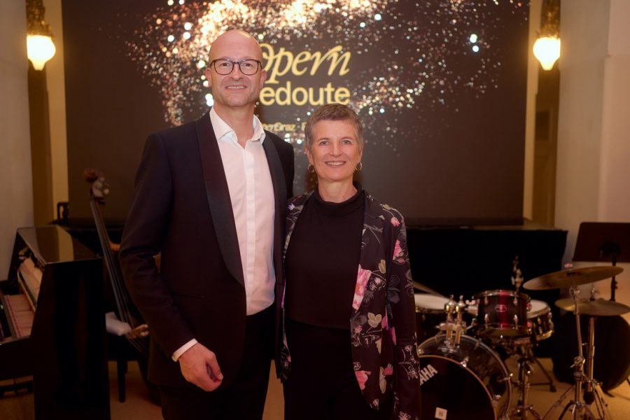 Die Opernredoute ist der erste Ball Österreichs, der als offiziell zertifizierter Green Event über die Bühnen geht. Dafür ist Biologin - Mikrobiologie und Umwelttoxikologie und Geschäftsführerin von ecoversum, Dr. Karin Dullnig, mit im Team. (Foto Ralph König)