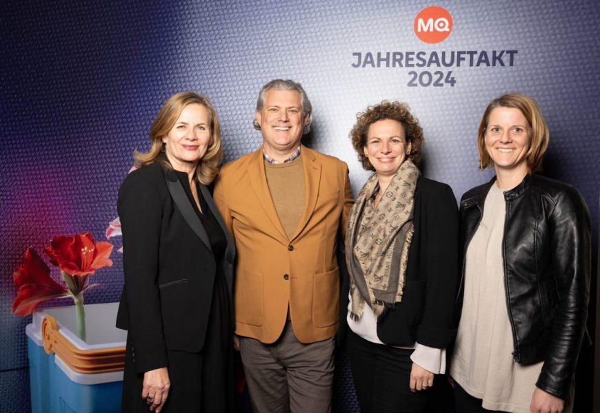MuseumsQuartier Wien - Jahresauftakt 2024: MQ Direktorin Bettina Leidl, Kelly GF Markus Marek, Kelly MU Marketing Director Petra Trimmel und Kelly Produktmanager Marketing Anita Molzer. (Foto eSeL.at – Lorenz Seidler)