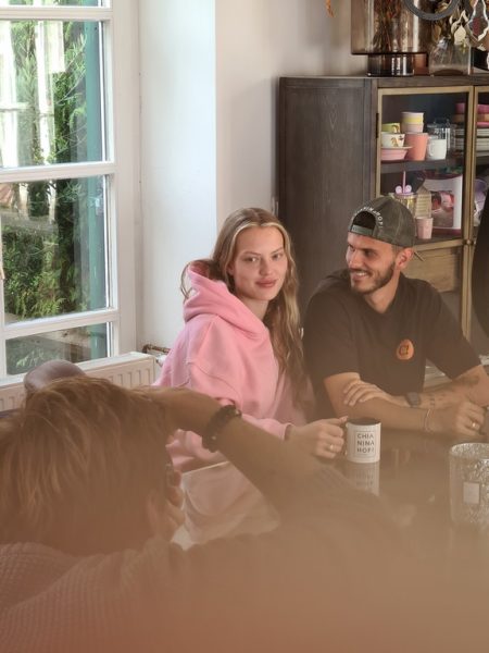 Sehr am Herzen liegt Cheyenne und Nino das Image der Bauern zu verbessern. „Wir wollen vermitteln, wie wichtig dieser Beruf ist und wollen junge Leute wieder dazu bringen, gerne Bauern zu sein.“ (Foto Hedi Grager)