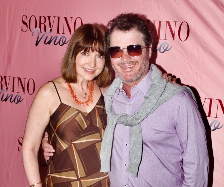 Nicole Muj-Goesseringer mit ihrem Ion Muj. (Foto beigestellt)