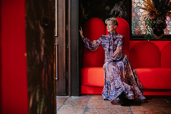 St. Peter Stiftskulinarium: Gastgeberin und Stilikone Veronika Kirchmair&nbsp;ist eine Vorreiterin in Sachen in Interiordesign. (Foto Bianca Hochenauer)