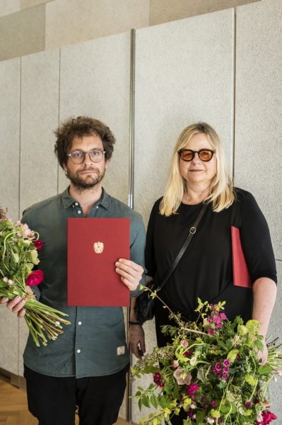 Der Thomas Pluch Drehbuchpreis ging an "Des Teufels Bad" von Veronika Franz und Severin Fiala. (Foto Diagonale / Miriam Raneburger) 
