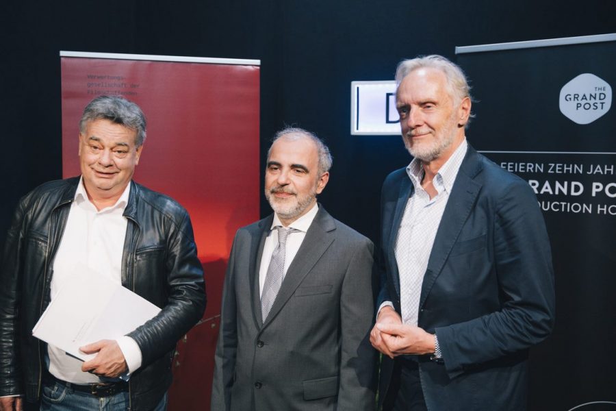 Diagonale'24 - Preisverleihung im Orpheum: Vizekanzler Werner Kogler, Diagonale-Leiter Dominik Kamalzadeh und Kulturstadtrat Günter Riegler. (Foto Harald Wawrzyniak)