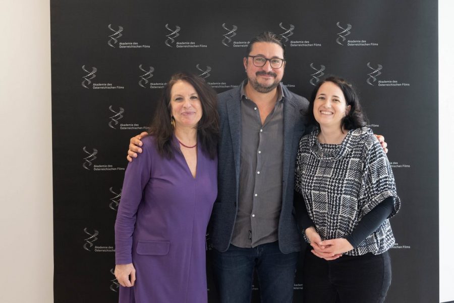 Thomas W. Kiennast inszeniert den 14. Österreichischen Filmpreis 2024. Katharina Albrecht, Geschäftsführerin der Akademie desÖsterreichischen Films, und Alexandra Valent, Projektleitung Österreichischer Filmpreis. (Foto eSeL.at - Lorenz Seidler)