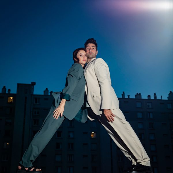 Claire et Antho aus Frankreich mit Tanz - Schattenkunst. (Foto glmpoli Guillaume Poli)