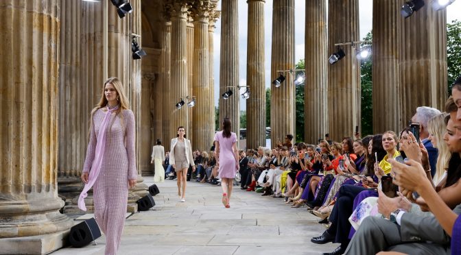 Marc Cain präsentierte seine neueste Kollektion „Pure Radiance“