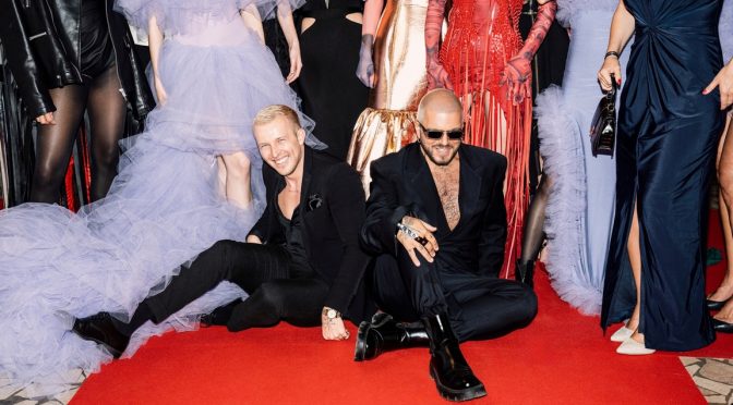 Nostalgie trifft Avantgarde: „1990“ von Stefan Kokovic begeistert Wien