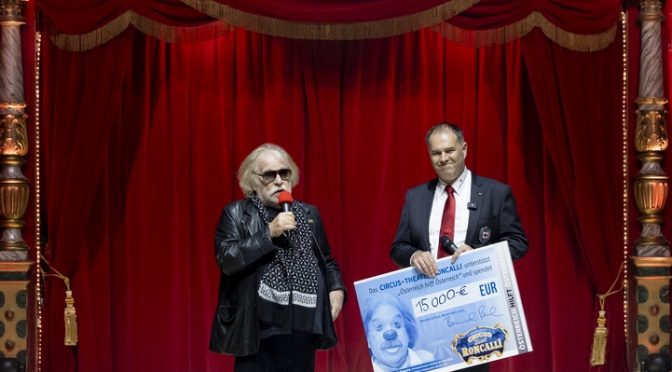 Roncalli-Premiere in Graz: Standing Ovations und ein Spendenscheck über 15.000