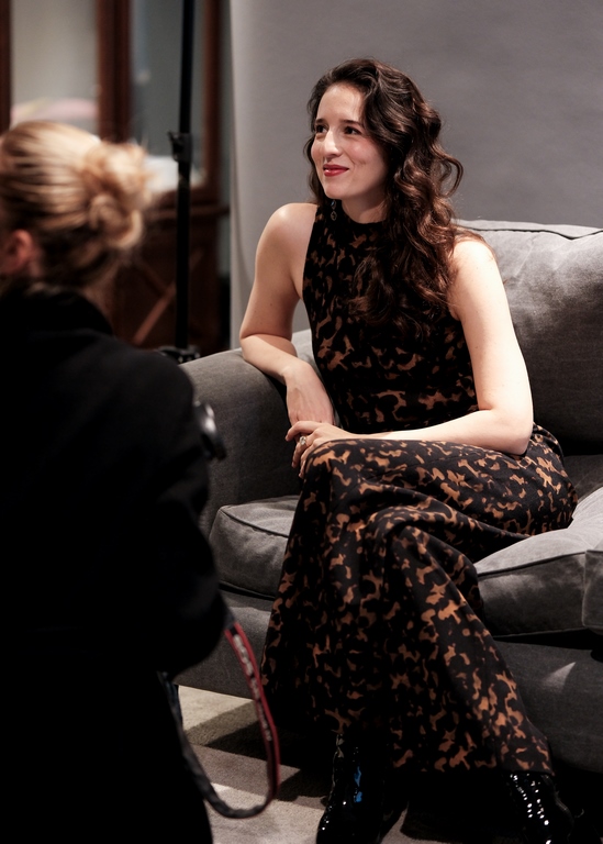 Ethel Merhaut verrät: "„Ich trage immer Schmuck! Ich habe meinen Tagesschmuck und natürlich meine Stücke für den Abend. (Foto Oliver Heemeyer)