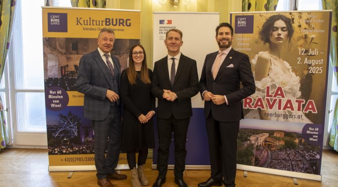 Spielplan-Präsentation von Intendant Clemens Unterreiner in der Französischen Botschaft in Wien