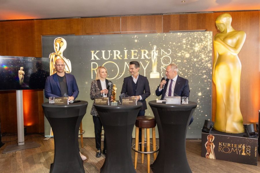 Die KURIER ROMY ist der begehrteste Film- und&nbsp;Fernsehpreis und kehr 2025 zurück - und das erstmals in Kitzbühel. Bei der Pressekonferenz: Michael Reisch, Gründer und Geschäftsführer Filmfestival Kitzbühel, Viktoria Veider-Walser, Kitzbühel Tourismus, Roland Weißmann, ORF Generaldirektor und Richard Grasl, KURIER Geschäftsführer. (Foto Martina Berger)