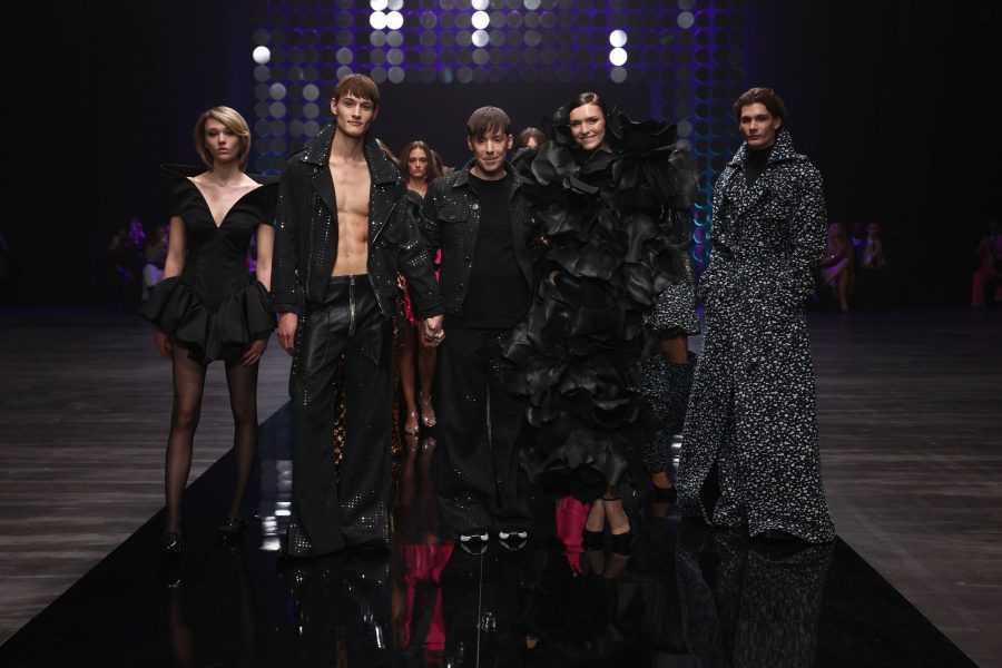 Kilian Kerner hat mit seiner Modenschau zur Berlin Fashion Week zum dritten Mal Geld für das Projekt HonigHelden! der von Stefanie Graf gegründeten, gemeinnützigen Stiftung Children for Tomorrow gesammelt. (Photo by Sebastian Reuter/Getty Images for Kilian Kerner)