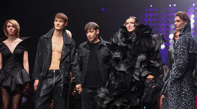Fashion Week Berlin: Kilian Kerner präsentiert seine Kollektion „Wait for the Shitstorm?!“