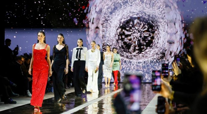 Fashion Week Berlin: Marc Cain präsentiert seine Kollektion „A Parallel Universe“