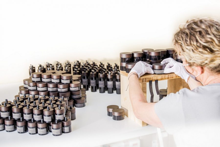 Von Anfang an war es das Ziel von VINOBLE COSMETICS, eine kraftvolle Verbindung zwischen Natur und modernster Wissenschaft herzustellen. (Foto VINOBLE COSMETICS)