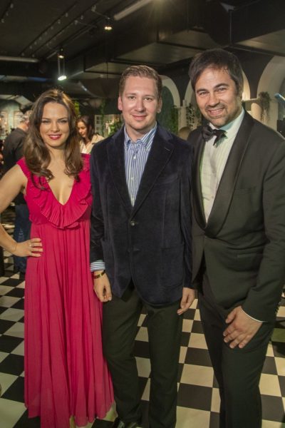 Die Gastgeber des Magischen Treffens des Austrian Gentlemen‘s Club: Clemens Trischler mit Anca & Lucca Lucia. (Foto Jürgen Hammerschmid)