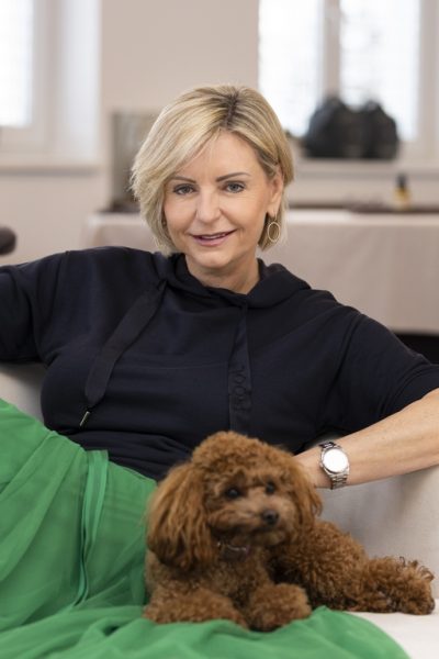 Luise Köfer, Gründerin und CEO von VINOBLE COSMETICS. Ihr Ziel ist es, das Gefühl von gesunder und glücklicher Haut zu verbreiten. (Foto VINOBLE COSMETICS)