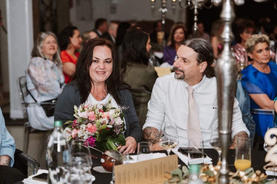 Steirerin Gala 2025 - Steirerin des Jahres: Renate Hofer hat vor 23 Jahren einen Femizidversuch überlebt und setzt sich heute für andere gewaltbetroffene Frauen ein. (Foto Prontolux / Lizz Krobath)