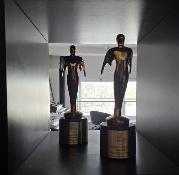 Ein paar der Auszeichnungen, die Walter Mair schon erhalten hat. (Foto Hedi Grager)