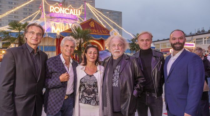 Weltpremiere von „Cagliostro – Johann Strauss im Zirkuszelt“