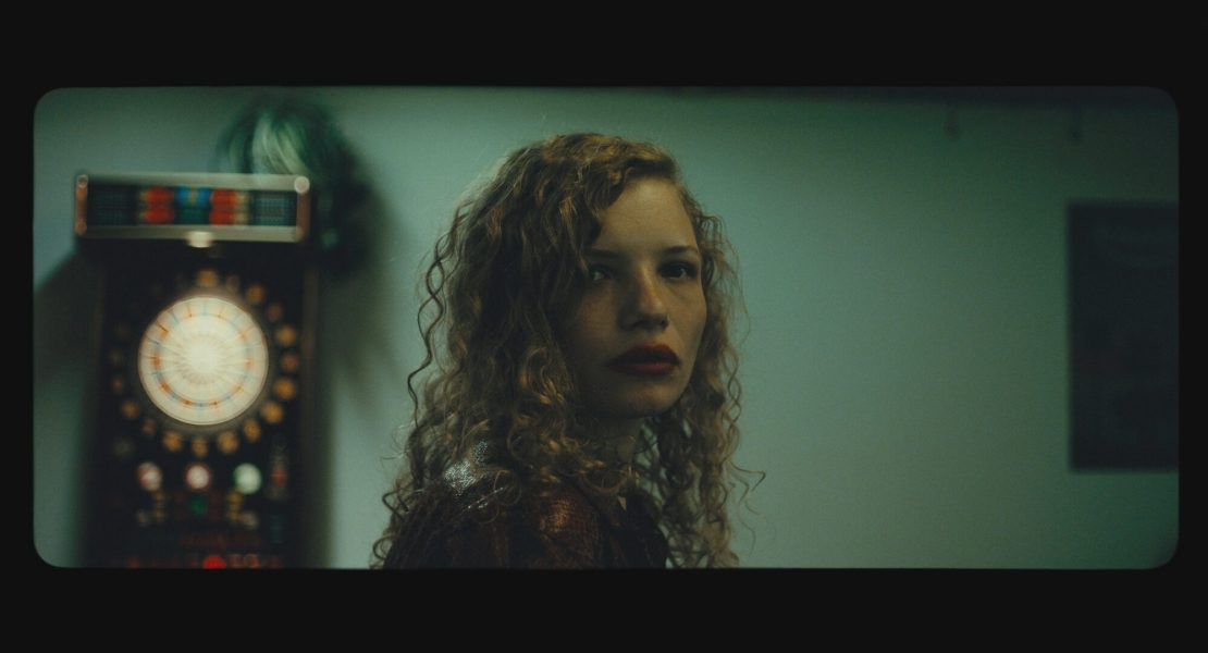 Die Rolle der Pia im Film "How to be normal" war für Luisa-Céline Gaffron an jedem Drehtag eine große Herausforderung. (Foto Golden-Girls-Film)