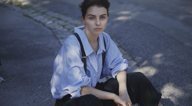 Fanni Schneider hat zwei Leidenschaften: Schauspiel und Fotografie